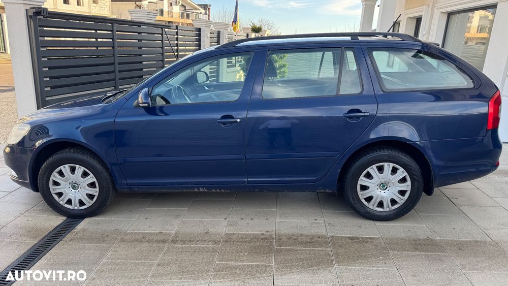 Skoda Octavia 1.6 TDI Ambiente - 2