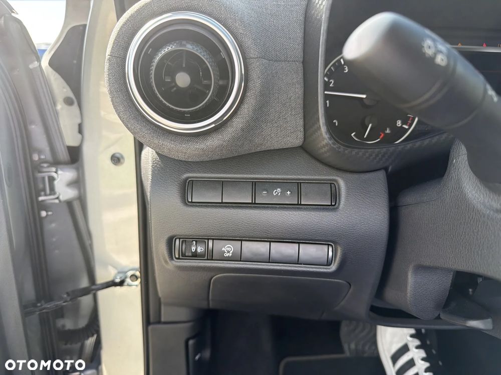 Nissan Juke 1.0 DIG-T Acenta DCT - 19