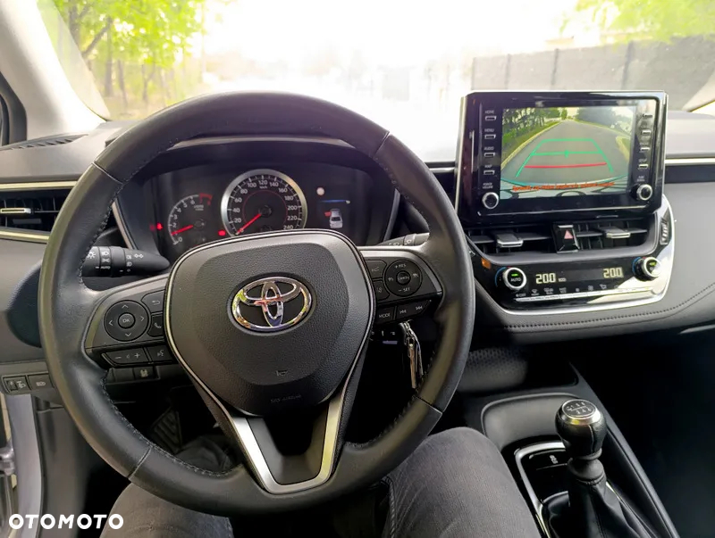 Toyota Corolla 1.5 Comfort - 18