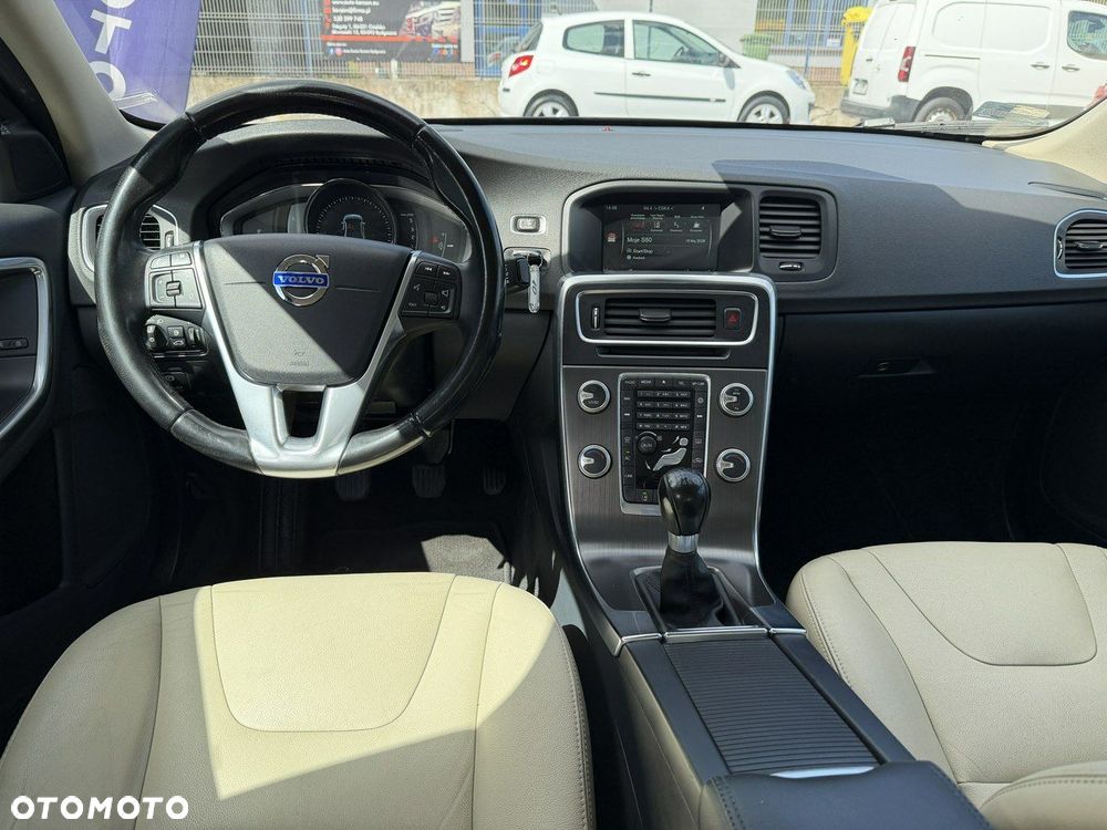 Volvo S60 - 34