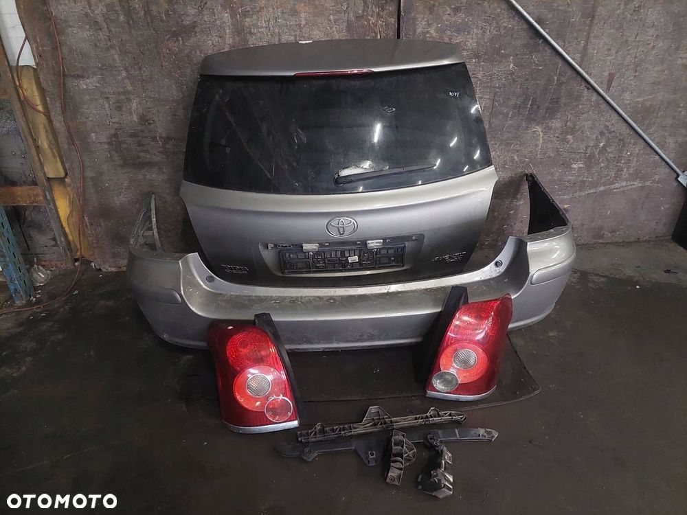 KOMPLETNY TYŁ KLAPA BAGAŻNIKA ZDERZAK TYŁ LAMPY AVENSIS T25 KOMBI 4S0 - 1