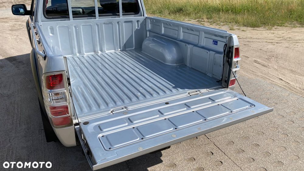 Ford Ranger 2.5 TDCi DC XLT - 12