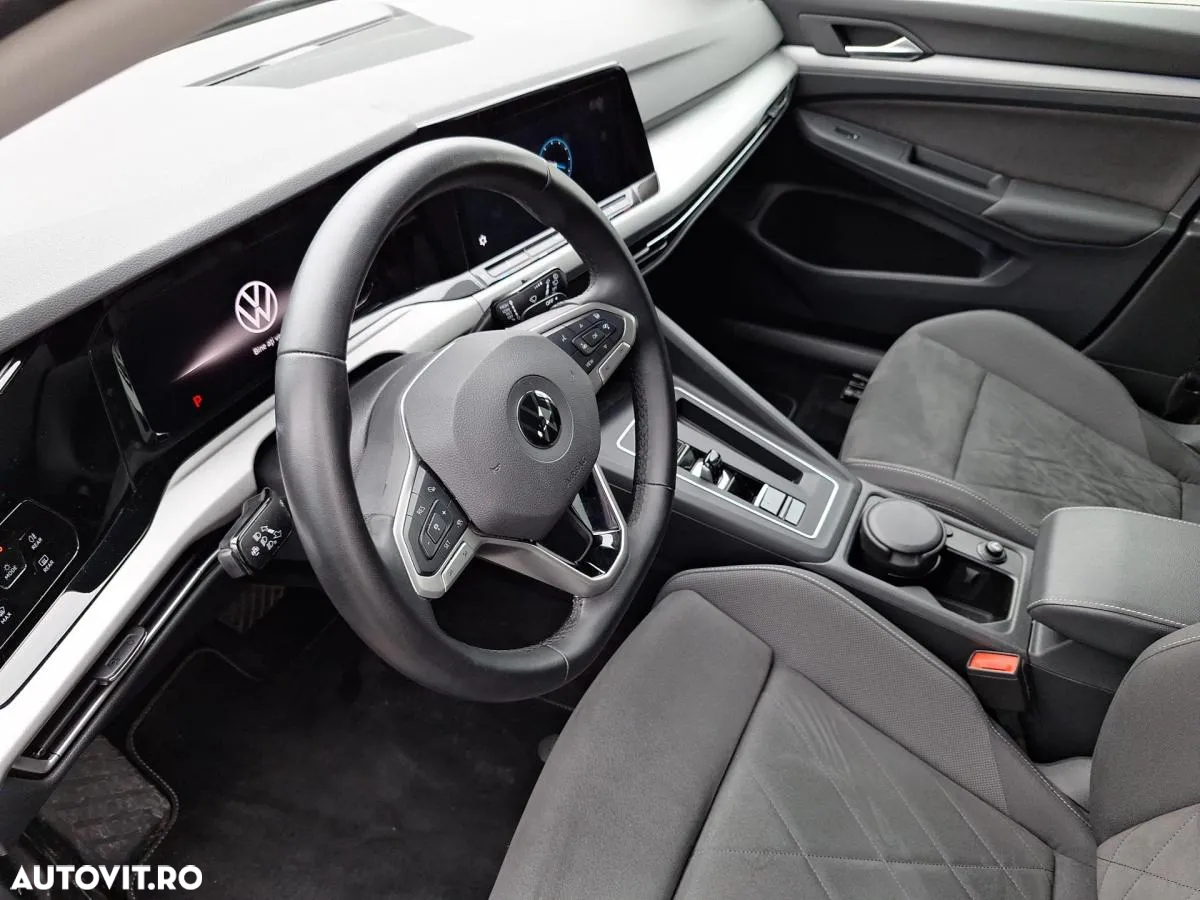 Volkswagen Golf 2.0 TDI DSG Life - 9