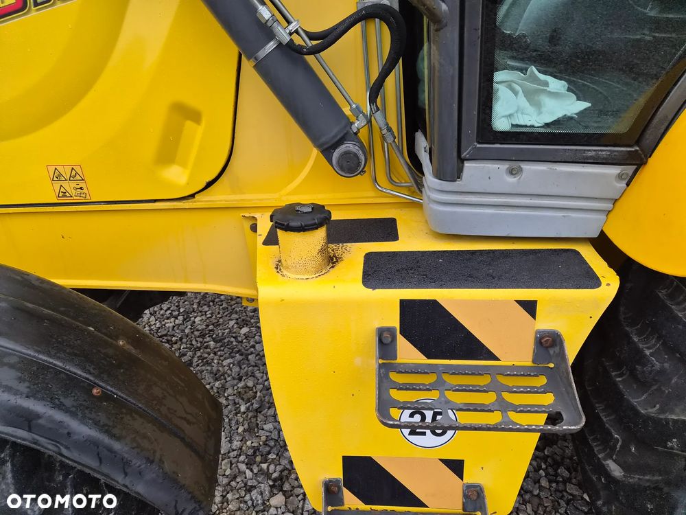 New Holland B90B - 16