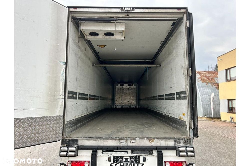 Schmitz Cargobull + CARRIER VECTOR 1950 - 9