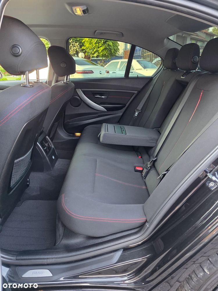 BMW Seria 3 - 28
