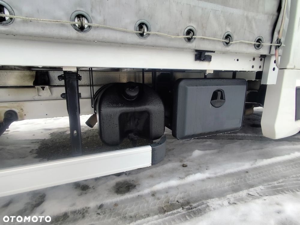 Volkswagen CRAFTER - 11