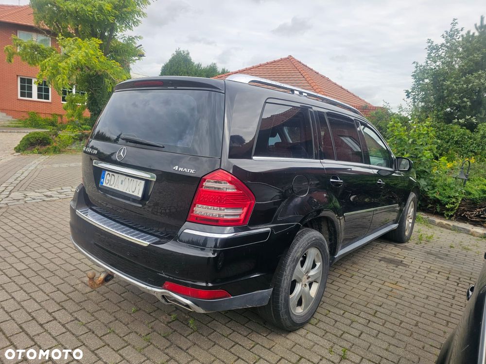 Mercedes-Benz GL 450 CDI - 2