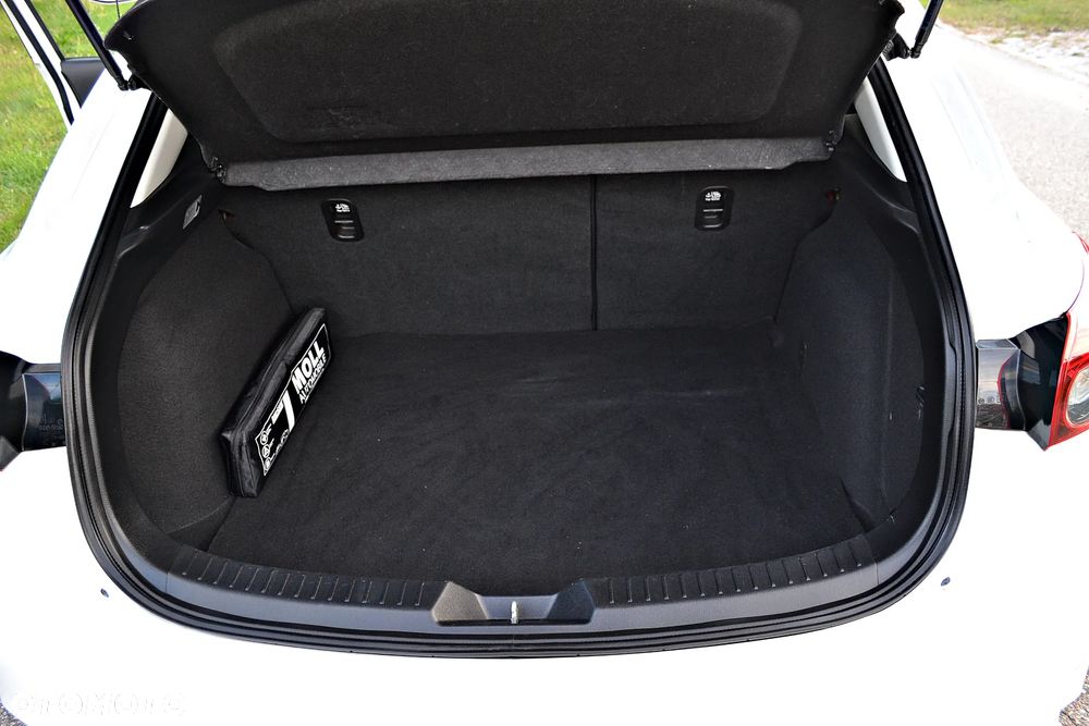 Mazda 3 SKYACTIV-G 165 Center-Line - 28