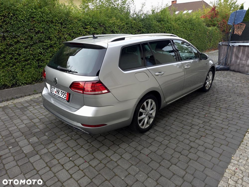 Volkswagen Golf - 5