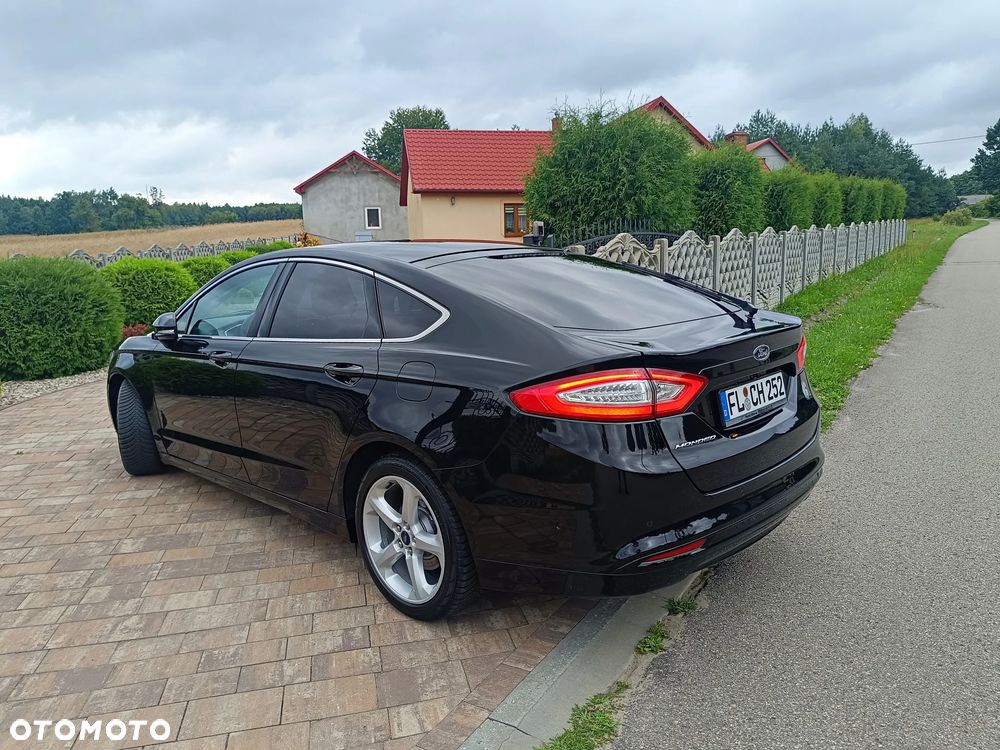 Ford Mondeo 2.0 TDCi STart-Stopp Titanium - 39