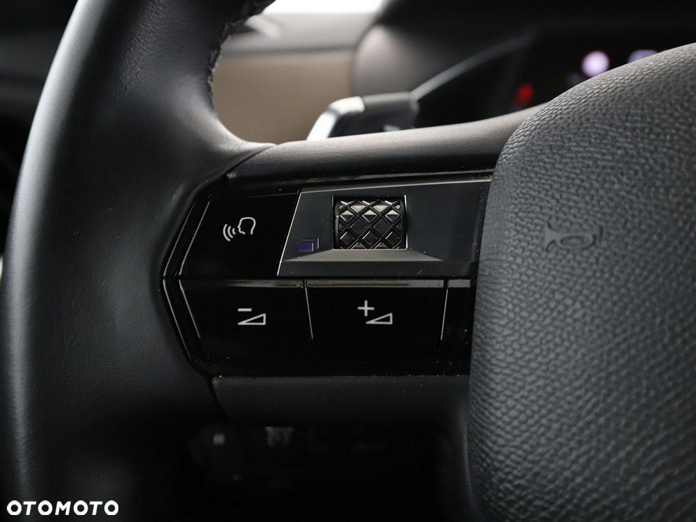 DS Automobiles DS 3 Crossback 1.2 PureTech Montmartre - 34