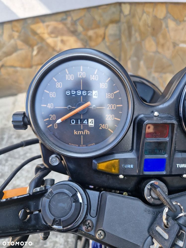 Honda CBF - 4