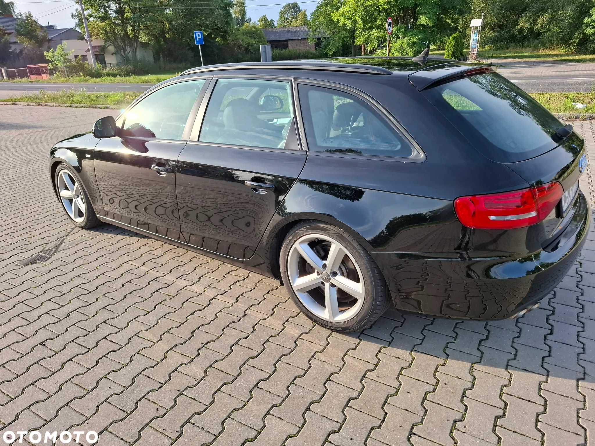 Audi A4 Avant 2.0 TDI DPF S line Sportpaket - 13