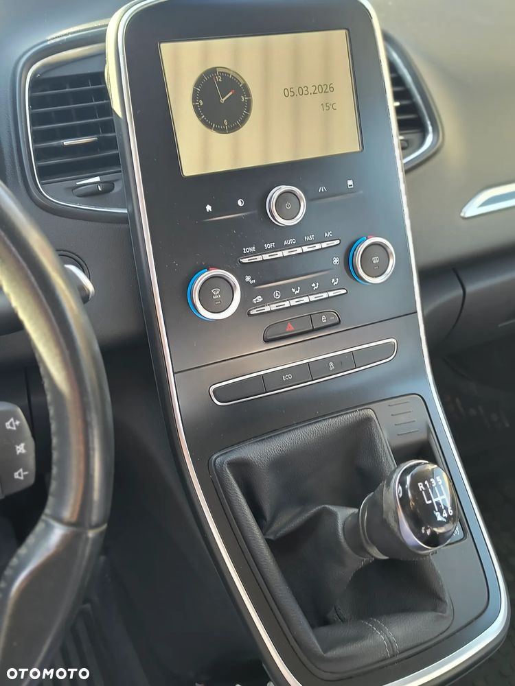 Renault Scenic ENERGY TCe 115 LIFE - 3