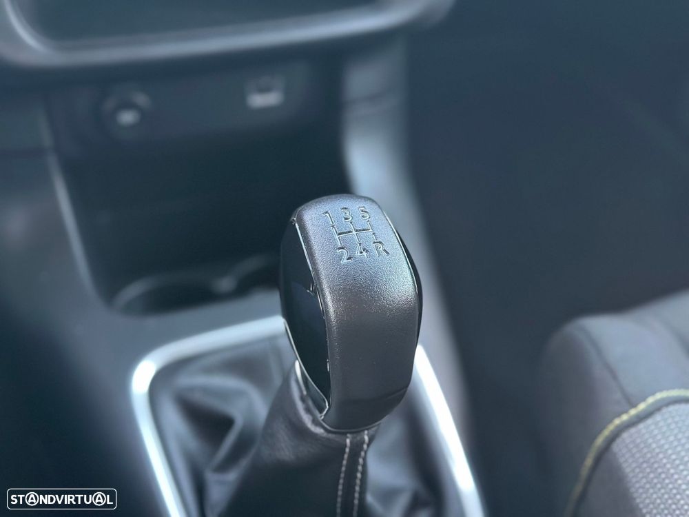 Citroën C3 1.2 PureTech Feel Pack - 37