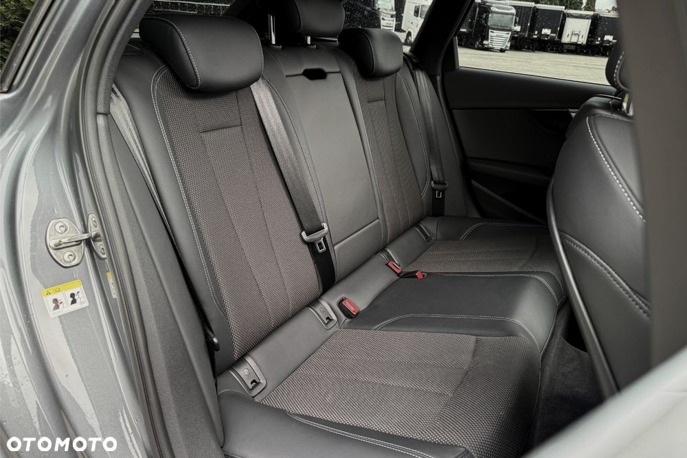 Audi A4 Avant 40 TFSI S tronic S line - 27
