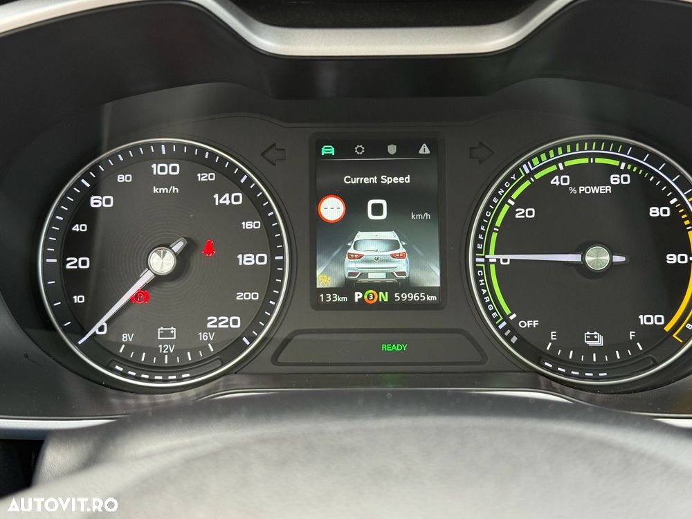 MG ZS EV Luxury - 25