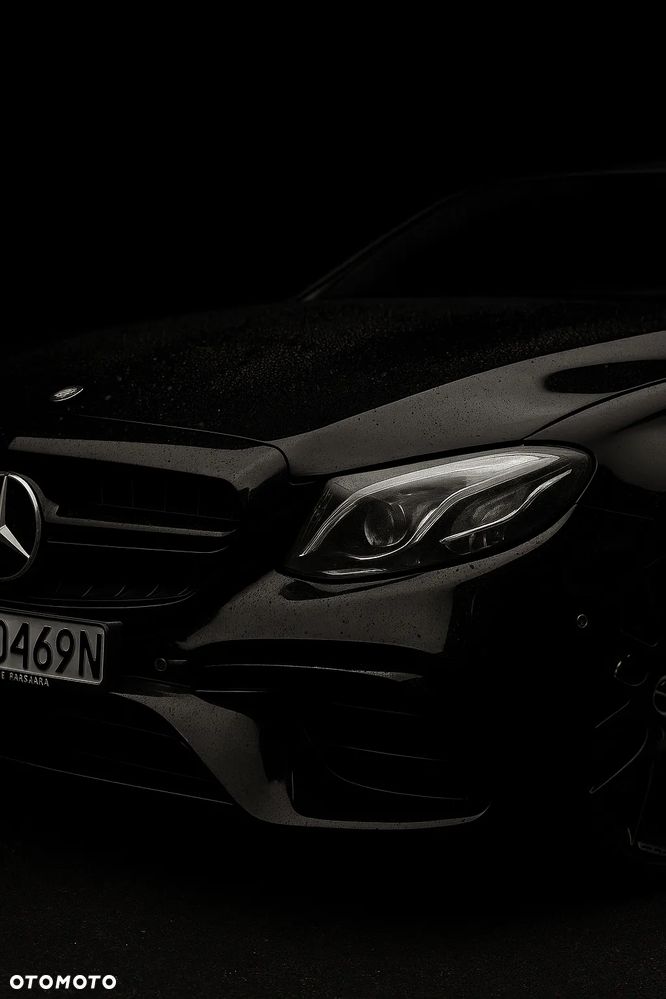 Mercedes-Benz Klasa E 220 d 9G-TRONIC - 19