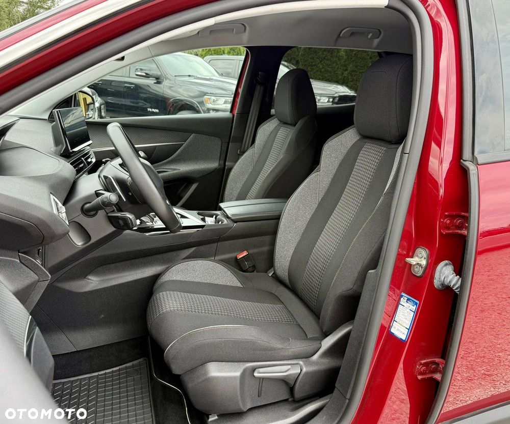 Peugeot 3008 1.5 BlueHDi Allure Pack S&S EAT8 - 16