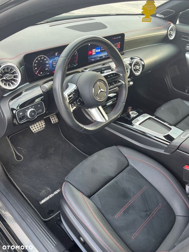 Mercedes-Benz CLA 250 4Matic 7G-DCT - 6