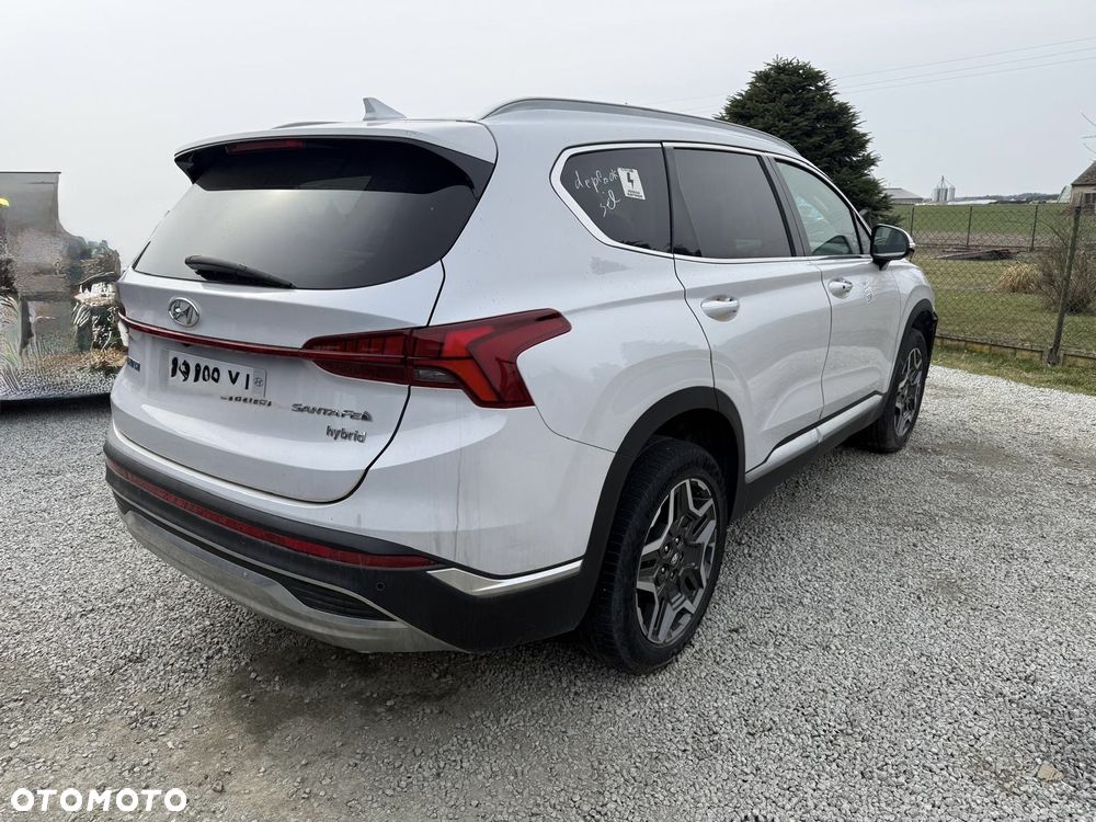 Hyundai Santa Fe 1.6 T-GDI HEV Executive - 4