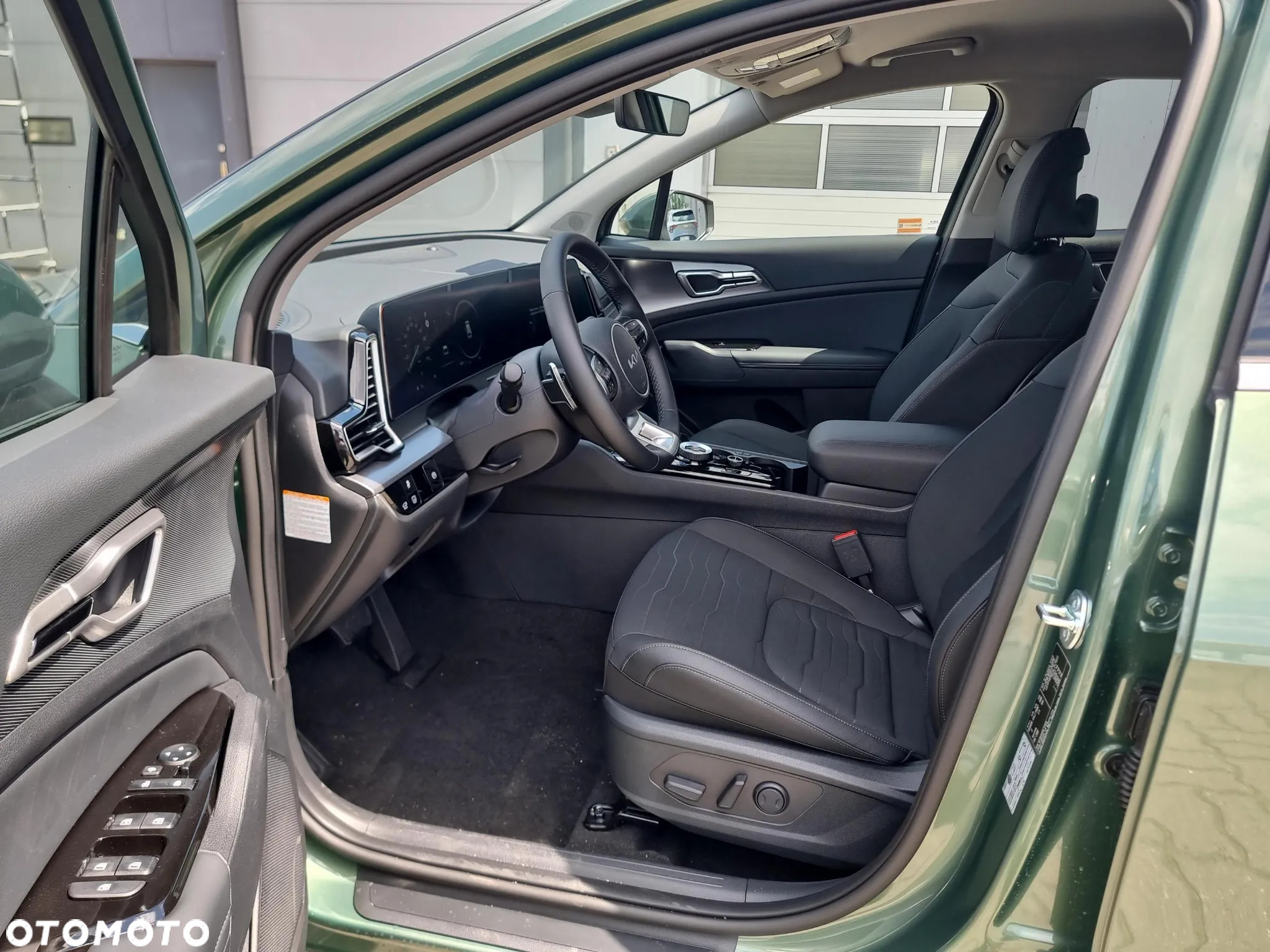 Kia Sportage 1.6 T-GDI HEV Business Line 4WD - 9