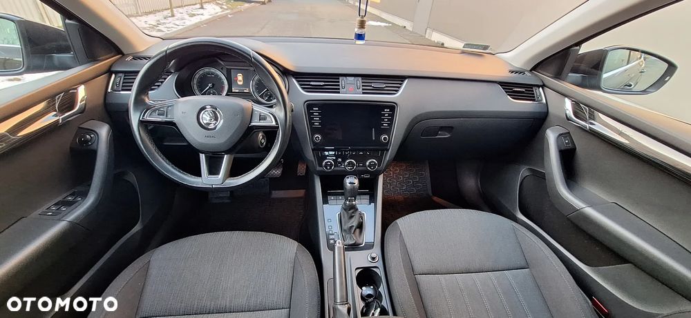 Skoda Octavia 2.0 TDI SCR Style DSG - 13