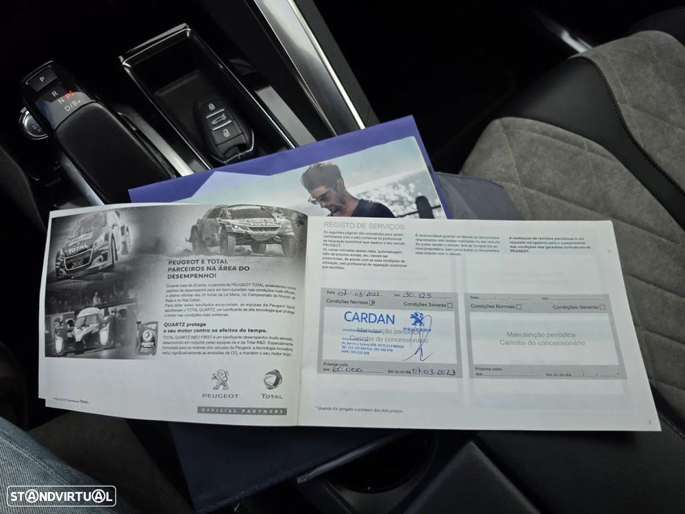 Peugeot 3008 1.6 Hybrid4 GT e-EAT8 - 28