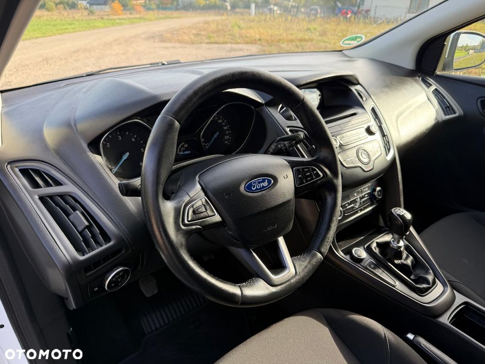 Ford Focus 1.5 TDCi Trend - 23