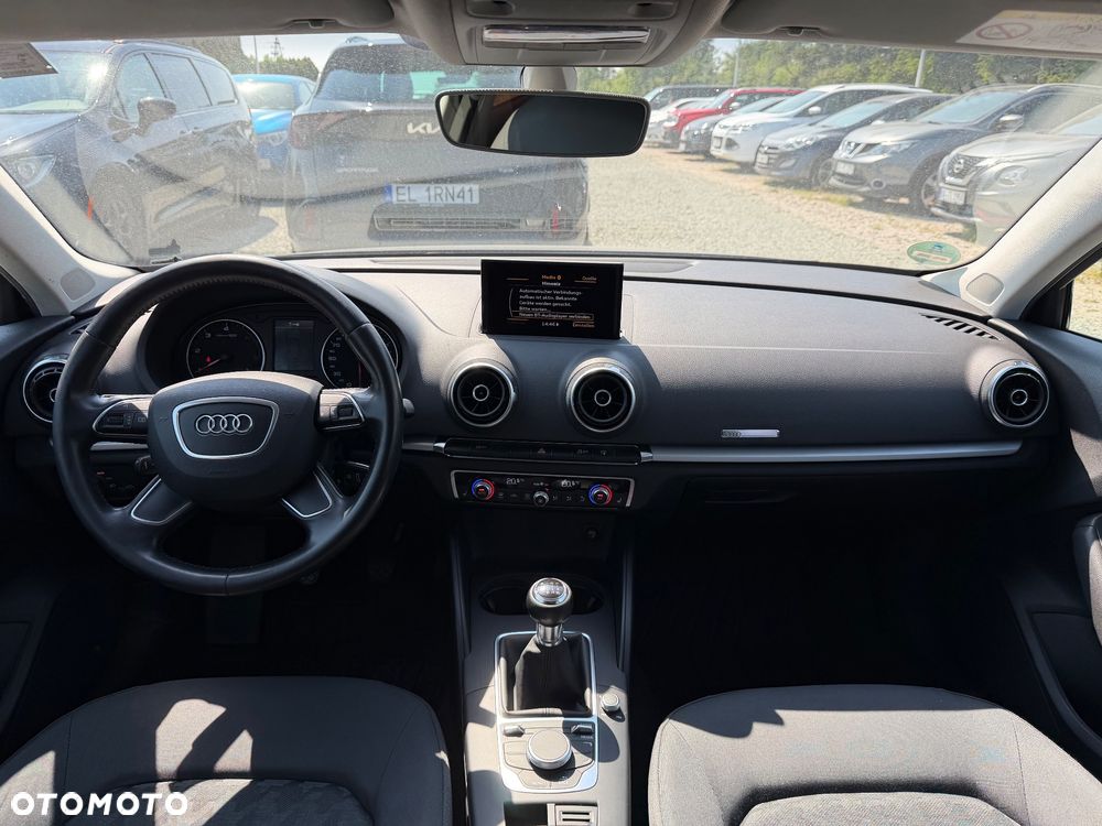 Audi A3 Sportback 1.6 TDI (clean diesel) Attraction - 26