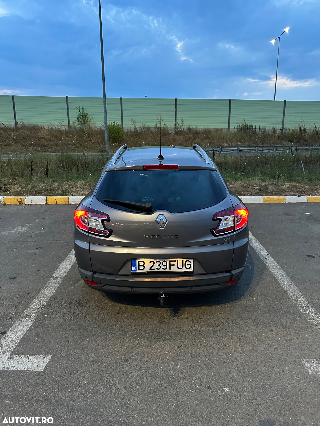Renault Megane ENERGY dCi 110 Start & Stop Bose Edition - 4