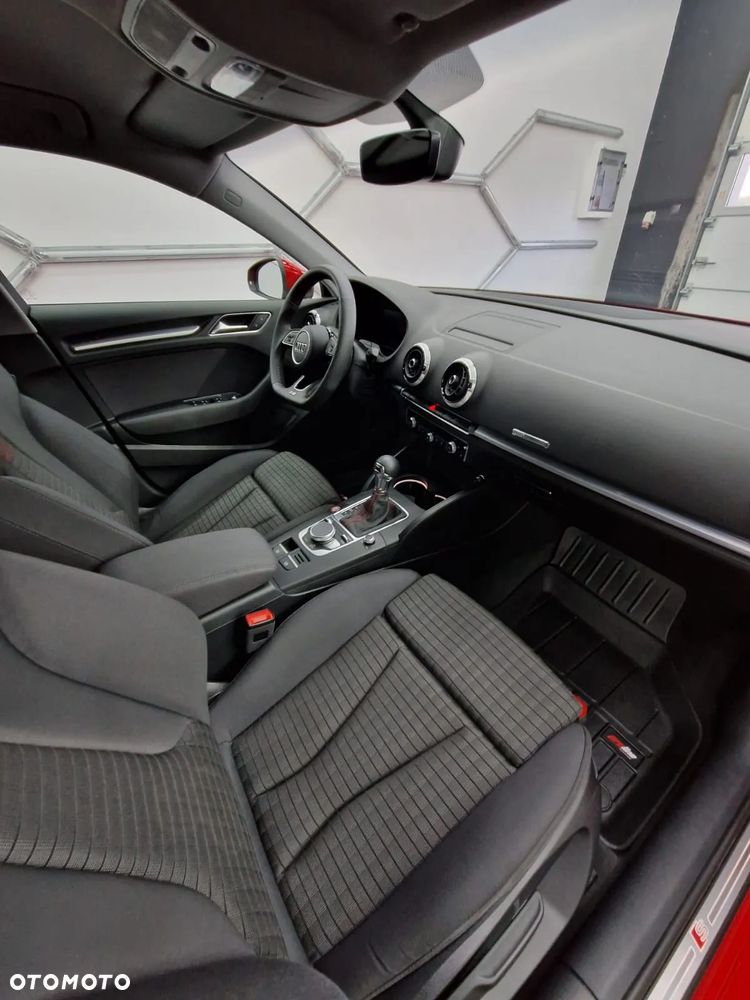 Audi A3 Sportback - 31