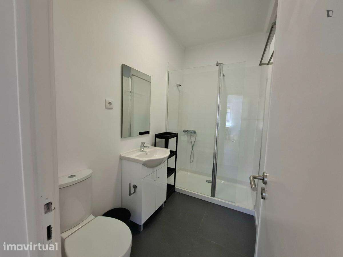 Quarto - localizado em Rio Tinto Porto - Grande imagem: 4/29