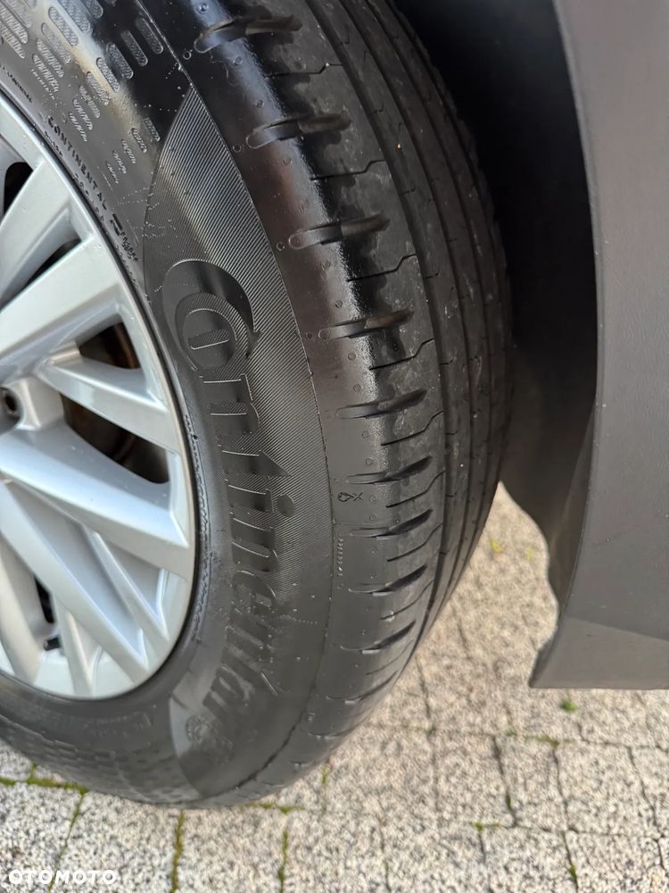 Volkswagen T-Roc 2.0 TDI SCR DSG Style - 12