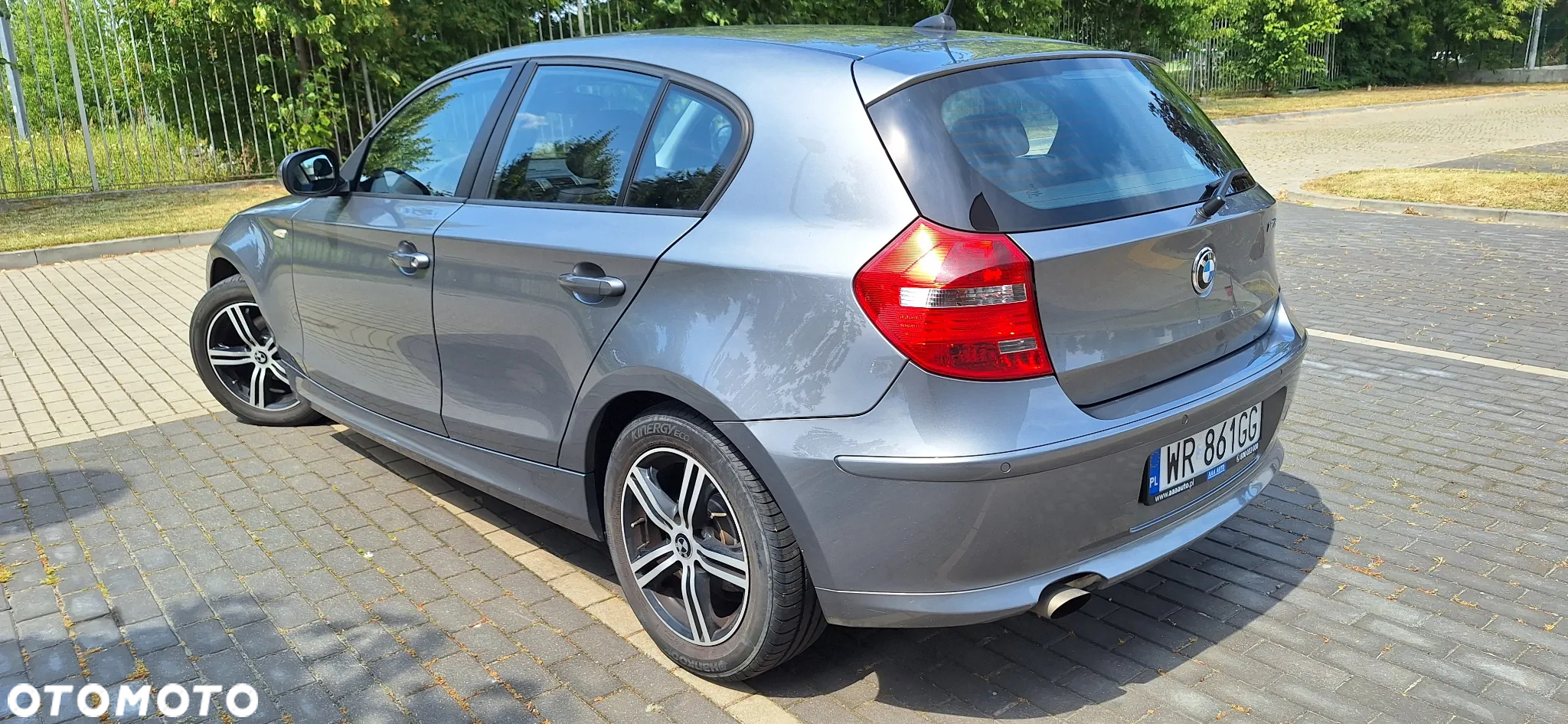 BMW Seria 1 116i - 10