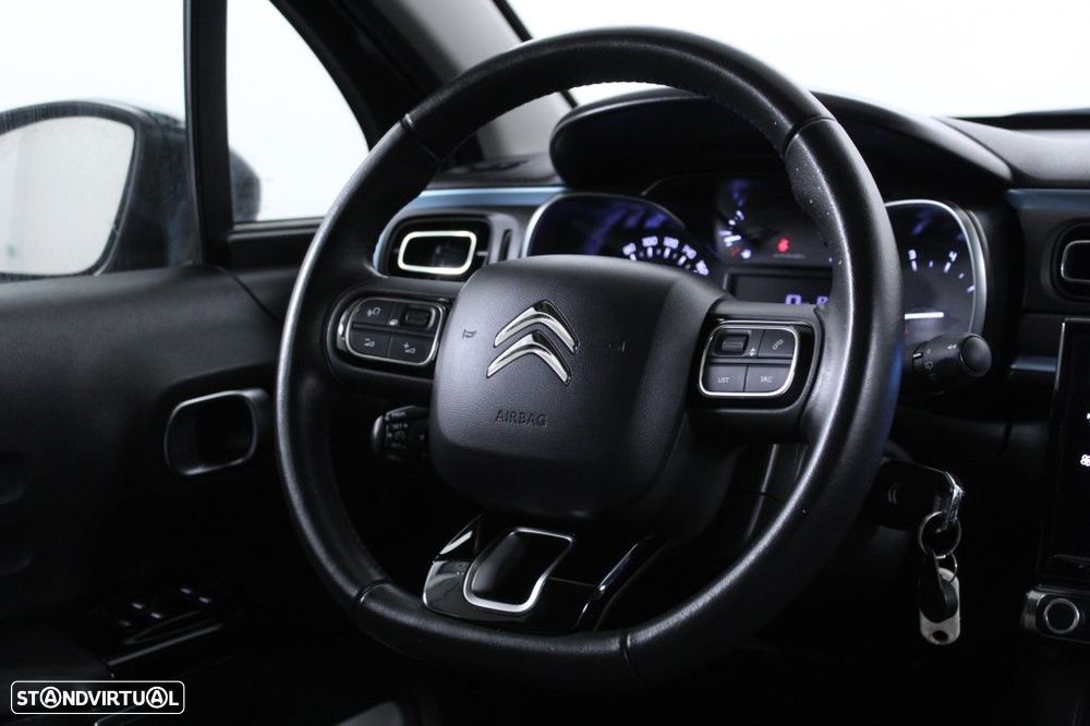 Citroën C3 1.2 PureTech Shine EAT6 - 16