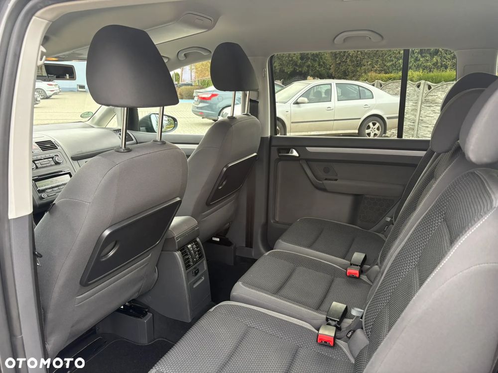 Volkswagen Touran 1.2 TSI BlueMotion Technology MATCH - 10