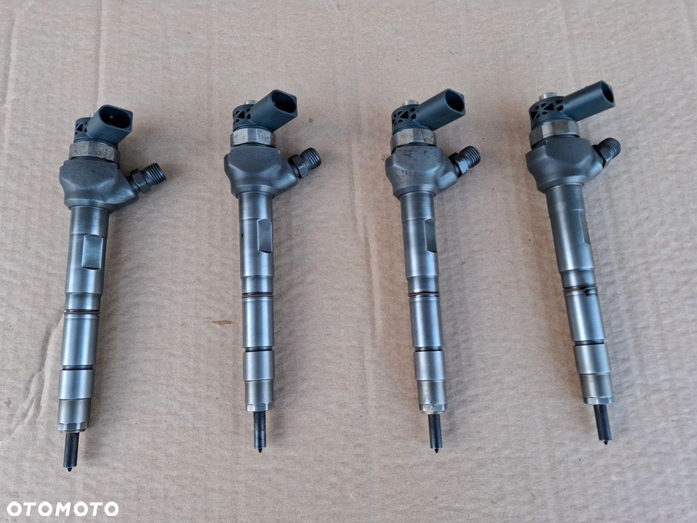 WTRYSK 2.0 TDI 04L130277E VW GOLF VII PASSAT B8 - 1