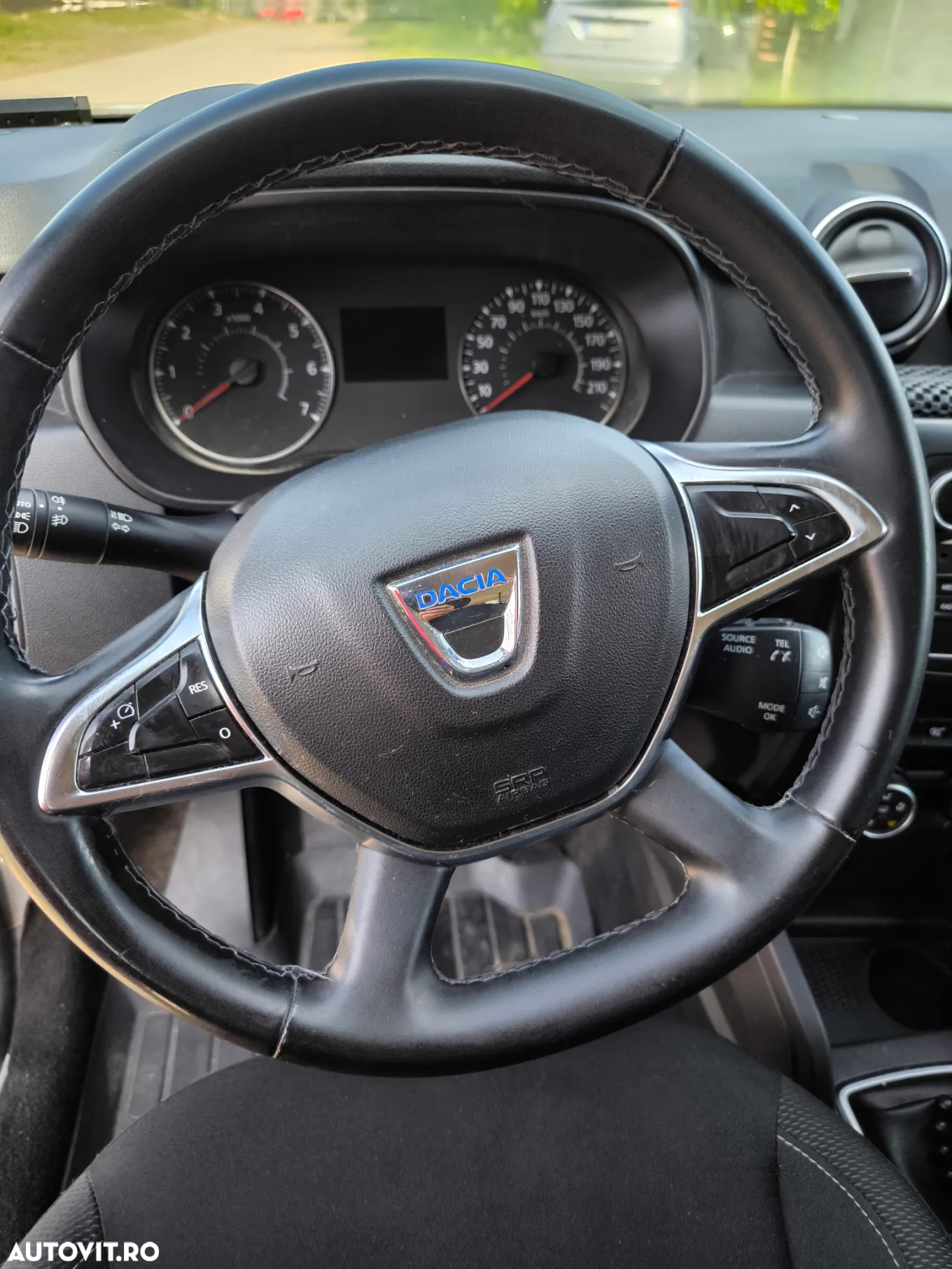 Dacia Duster 1.6 4x2 Laureate - 15