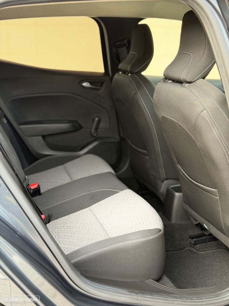 Renault Clio 1.5 Blue dCi Limited - 13