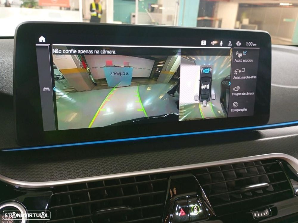 BMW 530 e Pack Desportivo M - 8