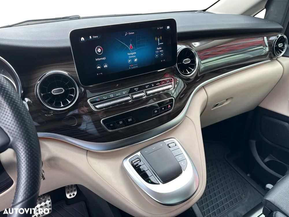 Mercedes-Benz V - 15