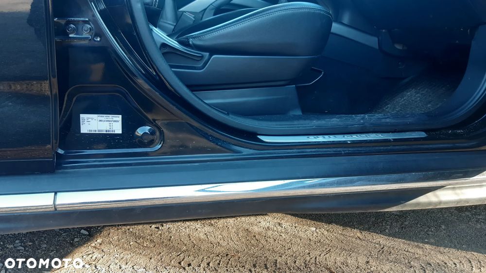 Mitsubishi Outlander 2.0 DID Intense + - 2