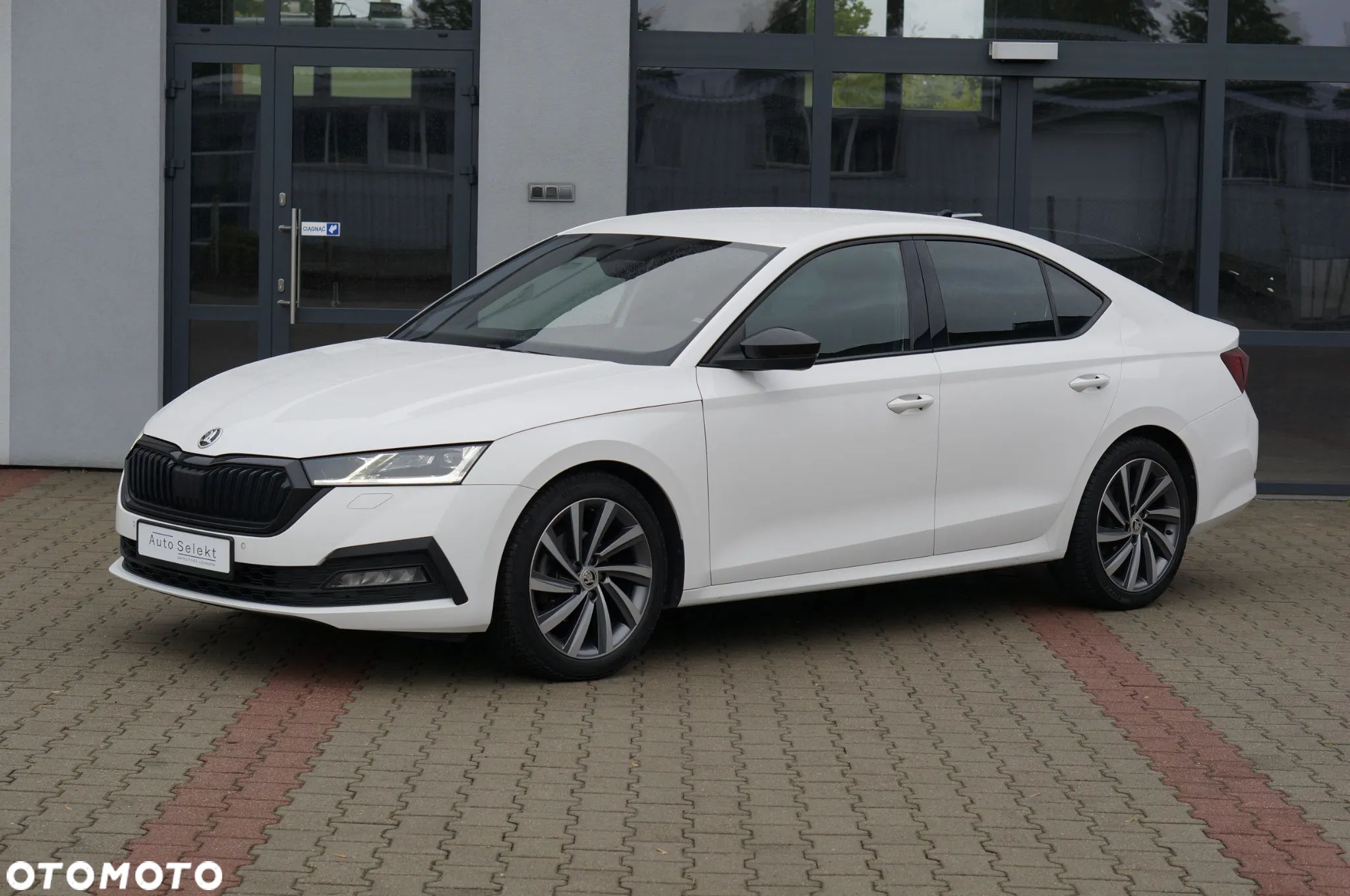 Skoda Octavia 2.0 TDI Style DSG - 1