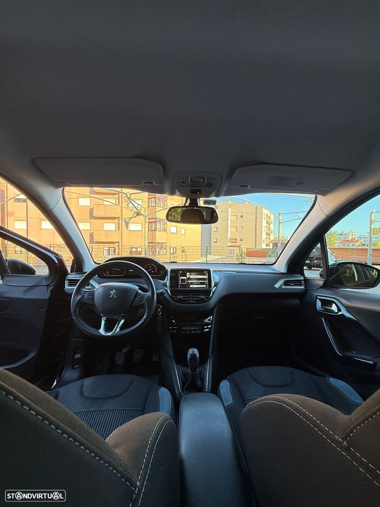 Peugeot 208 1.6 e-HDi Active 95g - 4