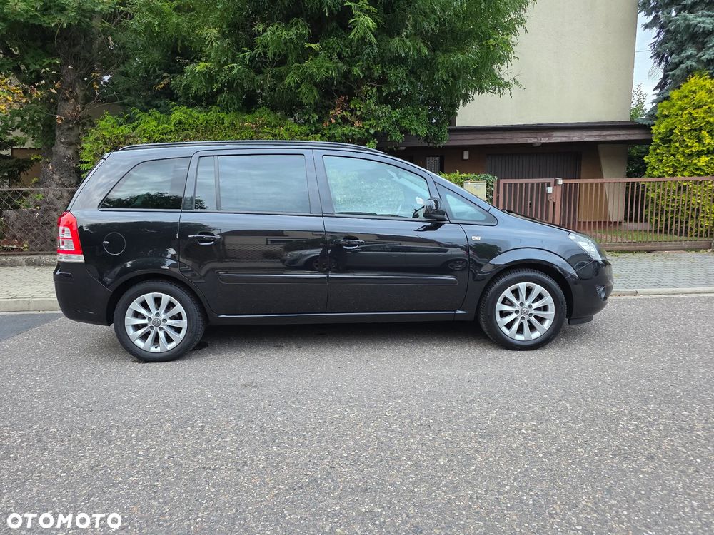 Opel Zafira 1.8 Active - 12