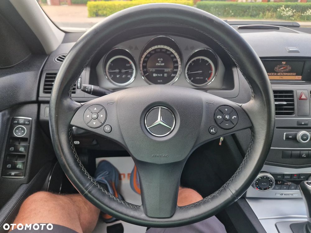 Mercedes-Benz Klasa C 250 CDI 4Matic 7G-TRONIC Avantgarde Edition - 18
