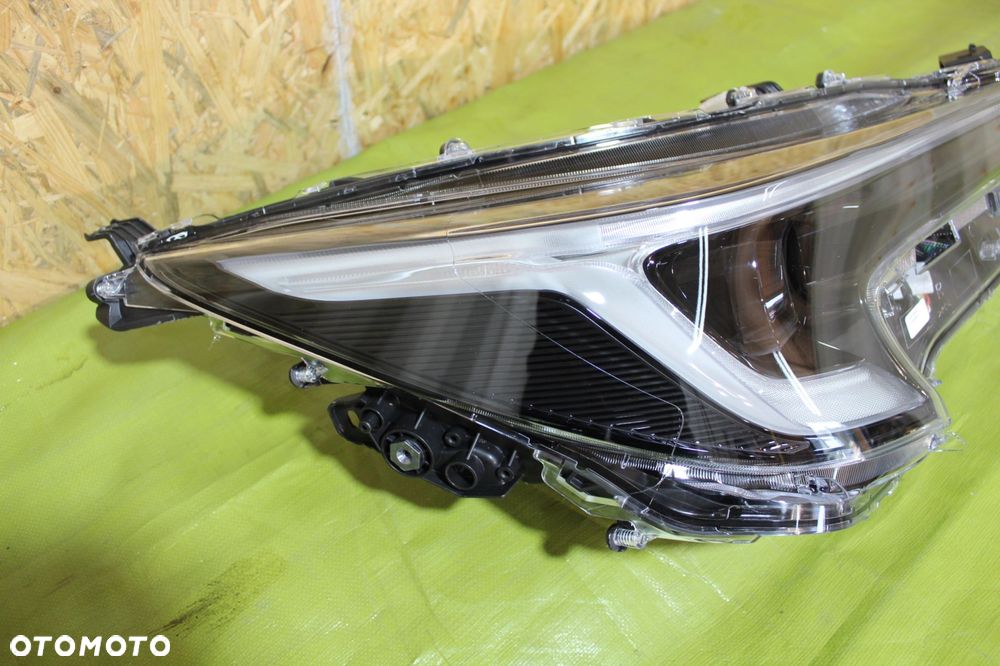 Lampa Przód Toyota Corolla E21 Kombi H/B Full Led po 2022r. 81110-02X10 - 3