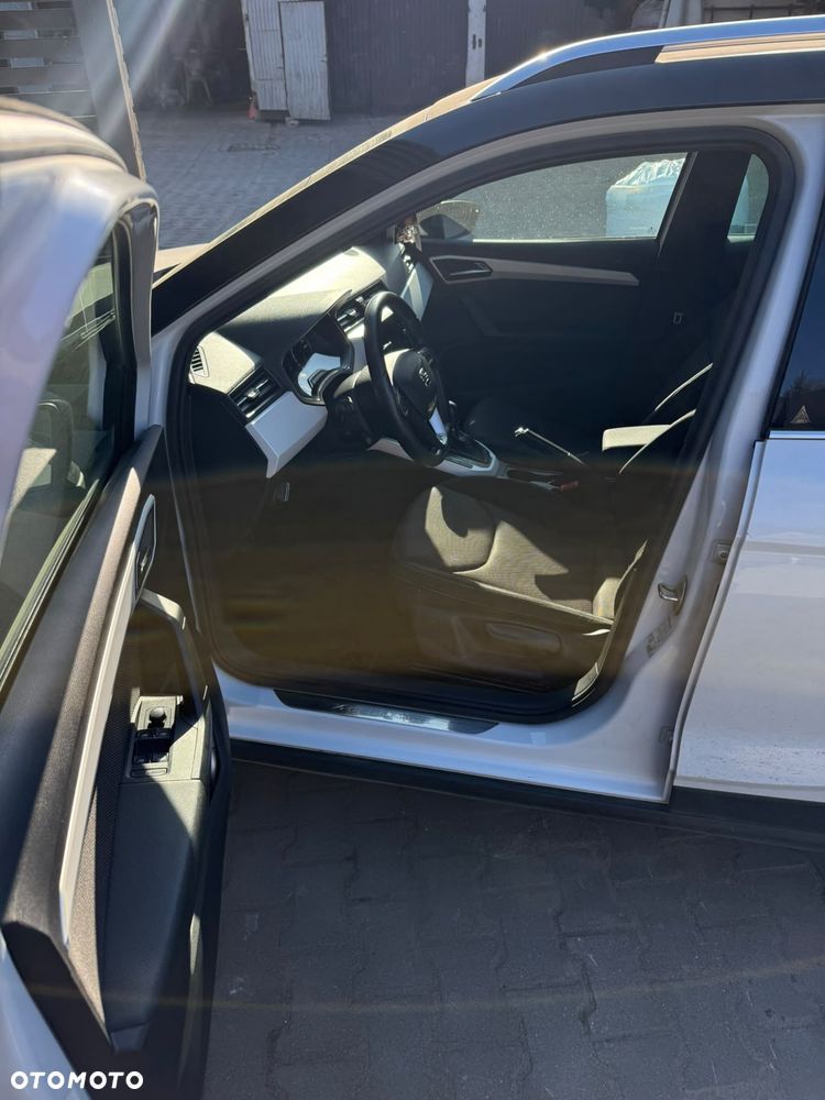 Seat Arona - 12